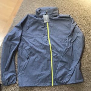NWT Elevate gray windbreaker men’s Large.